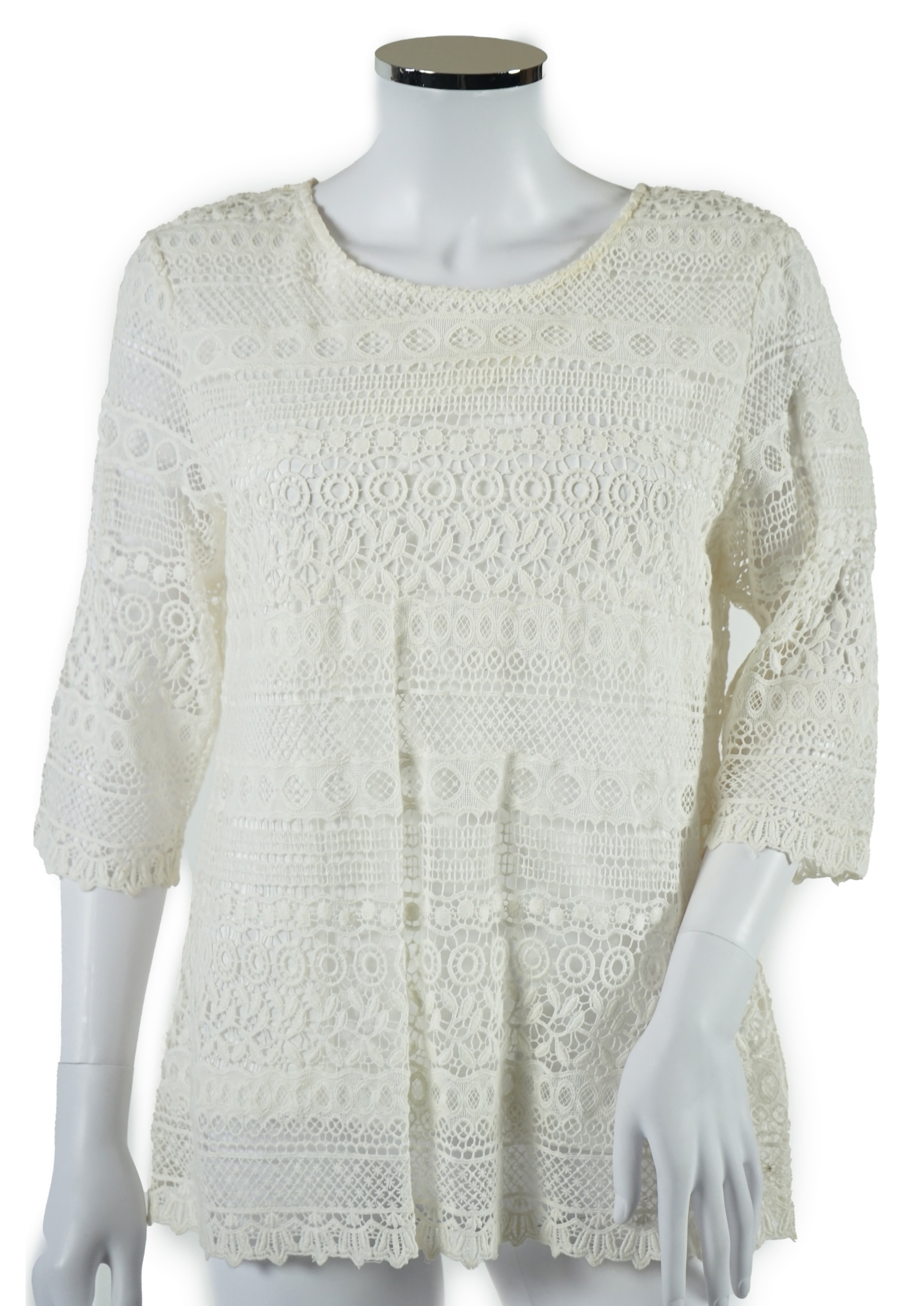 An assortment of lady's clothes including a knitted coat/cardigan, a Sahara velvet overshirt and linen trousers, a Joules white cotton lace top, an Aiger dark grey trouser and long sleeve lounge suit, etc. Sizes 14-16 Pr